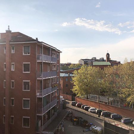 Accogliente Camera A Milano Exterior foto